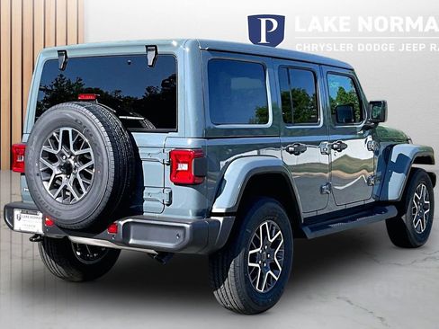 New 2026 Jeep Wrangler Sahara AWD/4WD image 9