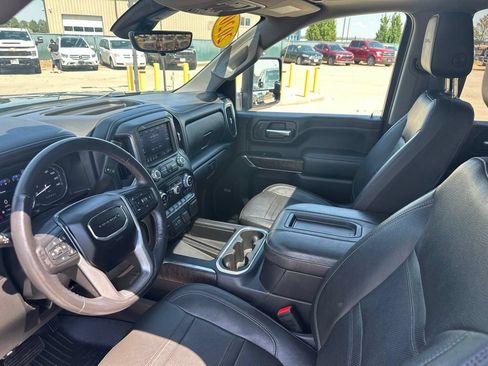 Certified 2020 GMC Sierra 3500 Denali w/ Denali Ultimate Package AWD/4WD image 16