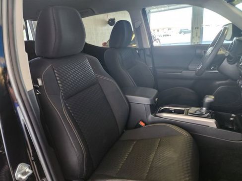Used 2023 Toyota Tacoma 4x4 Double Cab w/ Trail Edition image 17