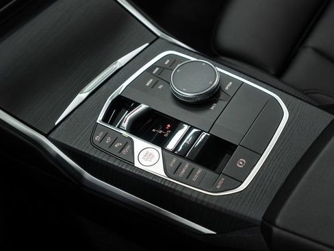 Used 2025 BMW 430i xDrive w/ Premium Package image 19