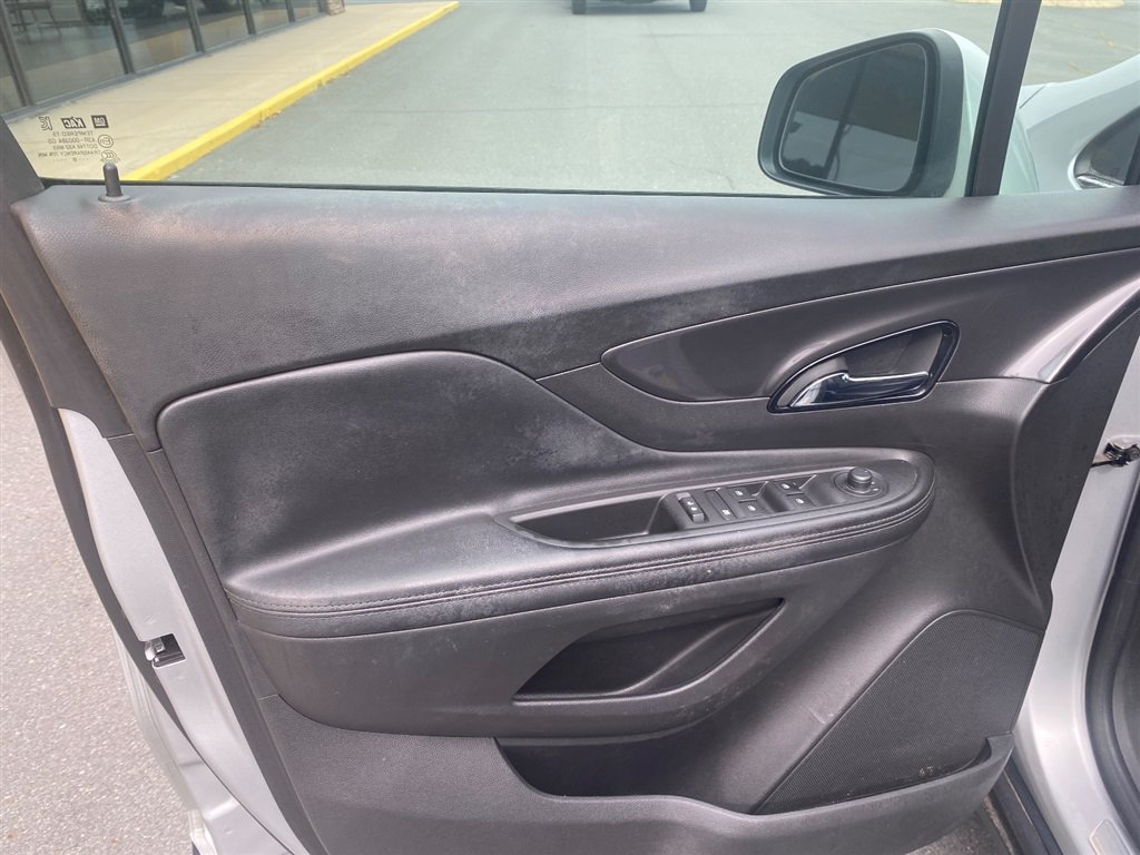 Used 2019 Buick Encore Preferred FWD image 7