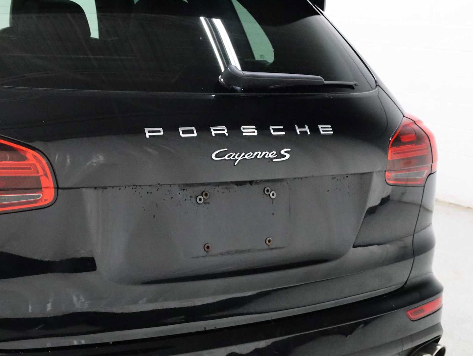 Used 2017 Porsche Cayenne S AWD/4WD image 8