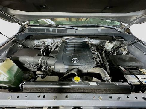 Used 2017 Toyota Tundra 1794 Edition image 30