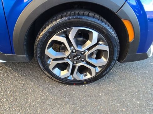 Used 2021 Kia Soul X-Line image 9