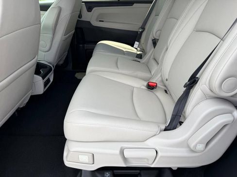 New 2026 Honda Odyssey EX-L image 11