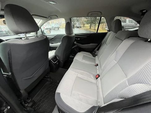Used 2023 Subaru Outback Premium image 10