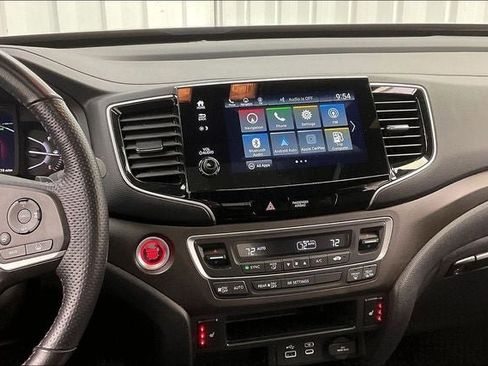 Certified 2024 Honda Passport TrailSport image 6