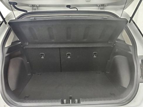 Used 2025 Hyundai Venue SEL FWD image 33