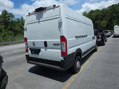 Used 2025 RAM ProMaster 2500 w/ Convenience Group FWD image 5