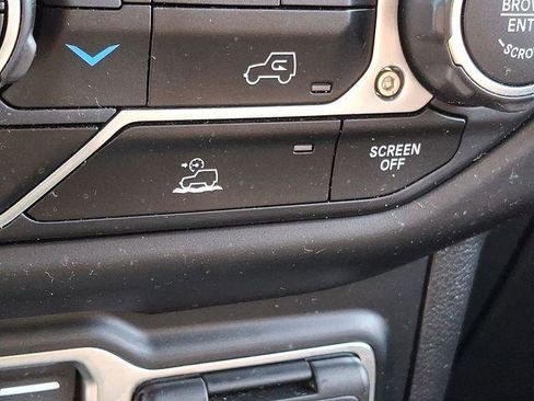 Certified 2021 Jeep Wrangler Unlimited Sport image 29