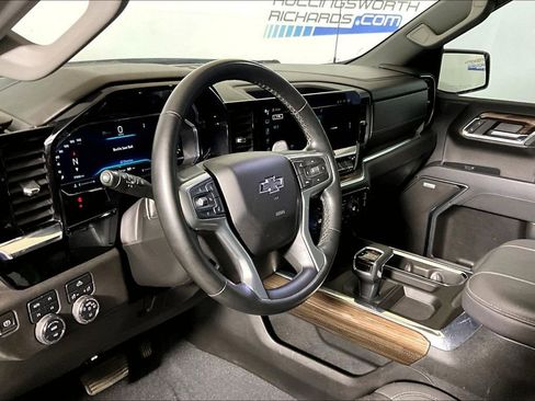Used 2023 Chevrolet Silverado 1500 RST w/ Convenience Package II AWD/4WD image 10