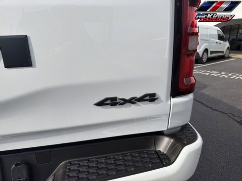 New 2026 RAM 1500 Big Horn AWD/4WD image 12