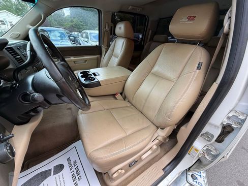 Used 2012 Chevrolet Silverado 1500 LT w/ All-Star Edition AWD/4WD image 22