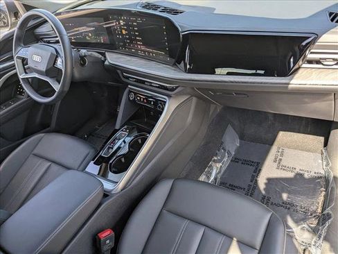 Certified 2025 Audi Q5 Premium w/ Convenience Package AWD/4WD image 21