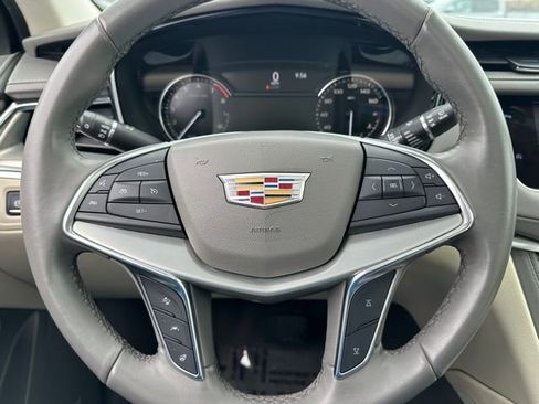 Used 2022 Cadillac XT5 Premium Luxury image 46