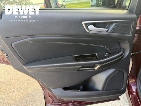 Used 2020 Ford Edge Titanium w/ Equipment Group 301A AWD/4WD image 25