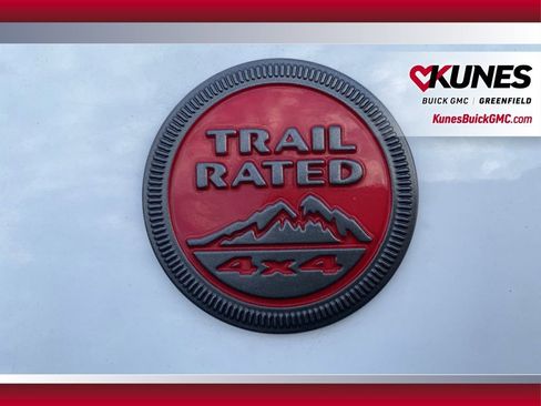 Used 2024 Jeep Compass Trailhawk image 13