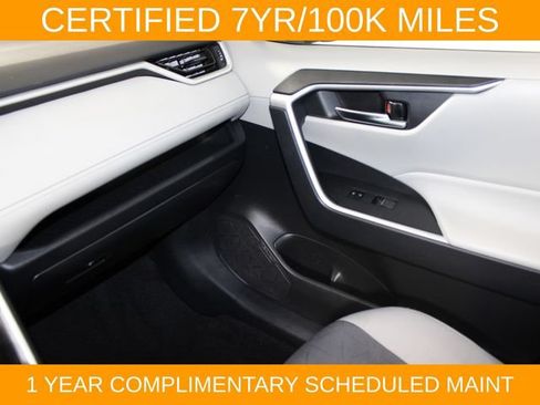 Used 2024 Toyota RAV4 XLE w/ Convenience Package AWD/4WD image 17