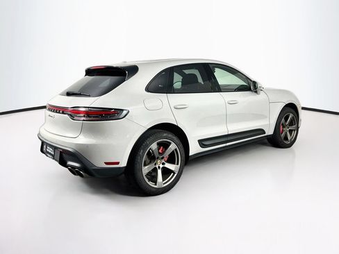 Certified 2024 Porsche Macan S AWD/4WD image 9
