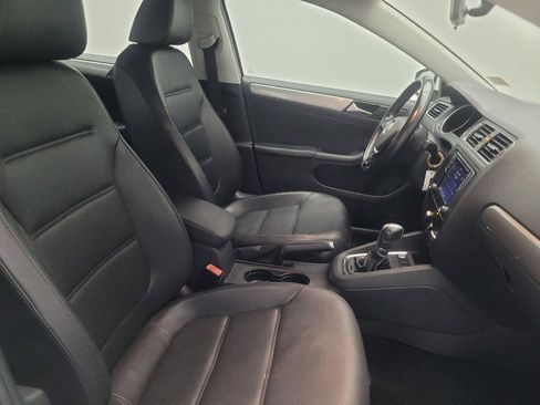 Used 2018 Volkswagen Jetta SE FWD image 21