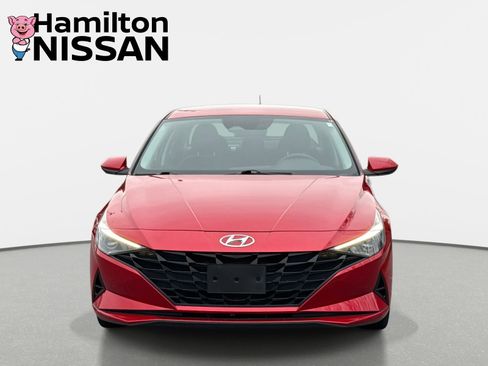 Used 2023 Hyundai Elantra SEL w/ Winter Weather Package image 6