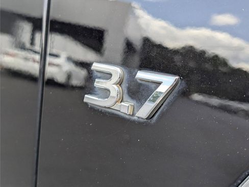 Used 2016 INFINITI QX70 2WD w/ Premium Package image 41