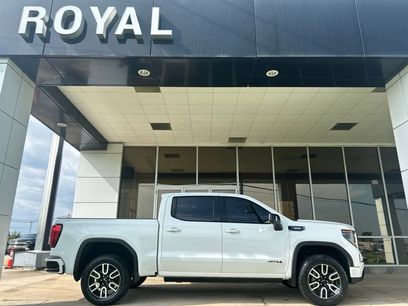 Used 2025 GMC Sierra 1500 AT4 w/ AT4 Premium Package