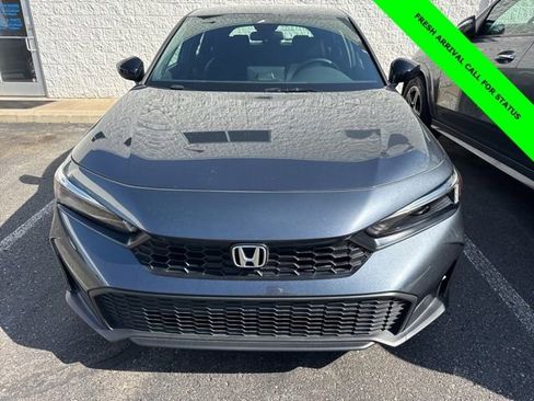Used 2025 Honda Civic Sport image 2
