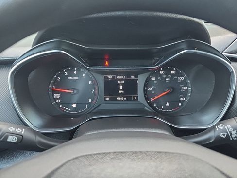 Used 2022 Chevrolet TrailBlazer LT w/ LPO, Blackout Package FWD image 16
