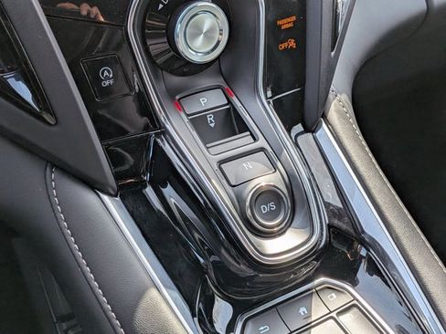 Certified 2025 Acura RDX SH-AWD image 13