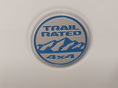 Used 2024 Jeep Wrangler Sahara w/ Technology Group image 33