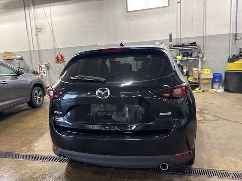 Used 2019 MAZDA CX-5 Touring image 3