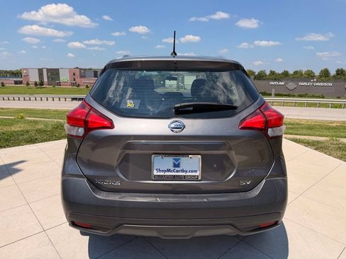 Used 2019 Nissan Kicks SV FWD image 9