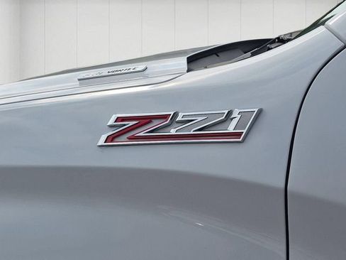 Used 2019 Chevrolet Silverado 1500 LT w/ All-Star Edition AWD/4WD image 10