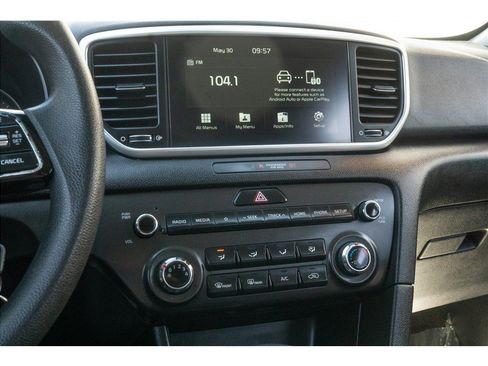 Used 2021 Kia Sportage LX AWD/4WD image 19