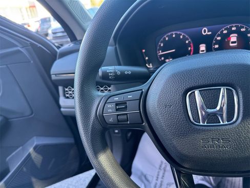 Used 2023 Honda Accord EX image 28
