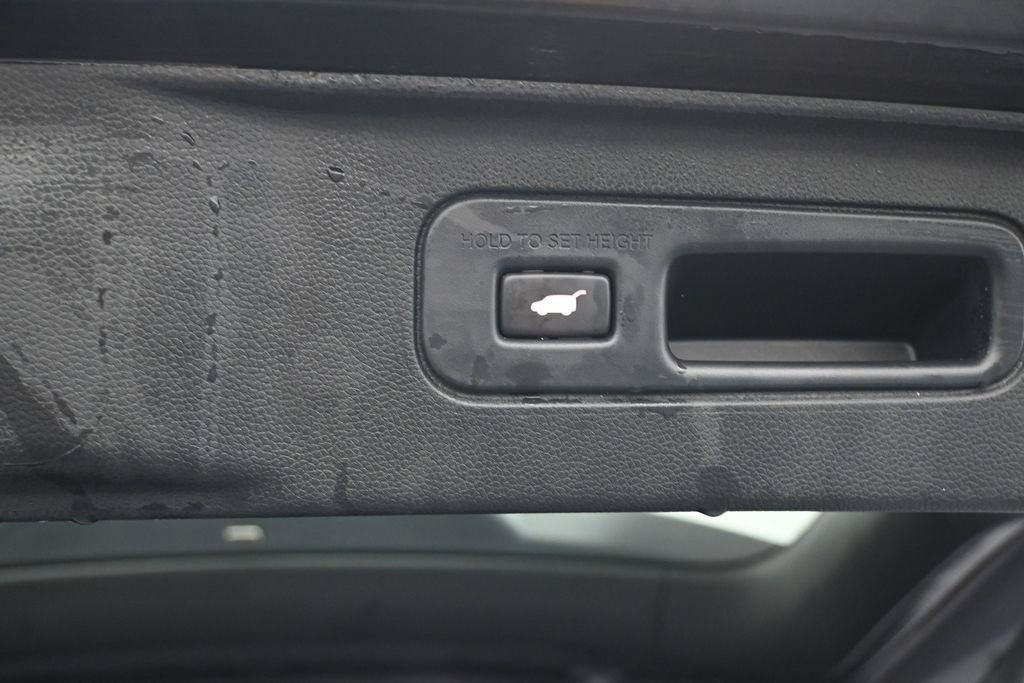 Used 2024 Honda Pilot EX-L image 17