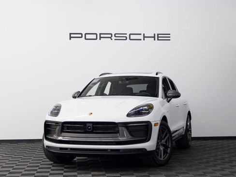 New 2026 Porsche Macan Turbo AWD/4WD image 1