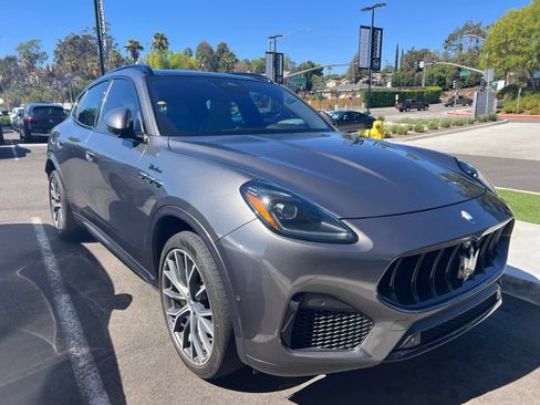 Used 2023 Maserati Grecale Modena AWD/4WD image 1