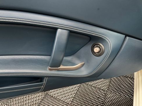 Used 2012 Ferrari California image 22