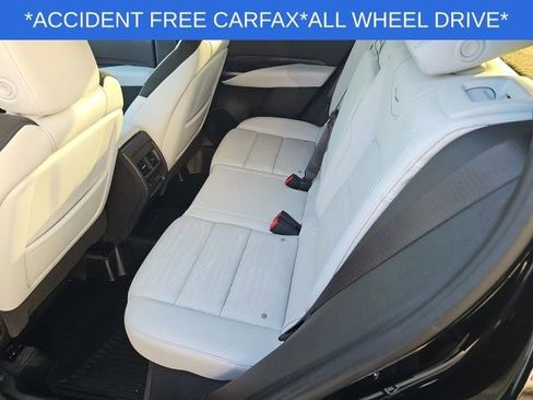 Used 2024 Cadillac XT4 Sport image 28