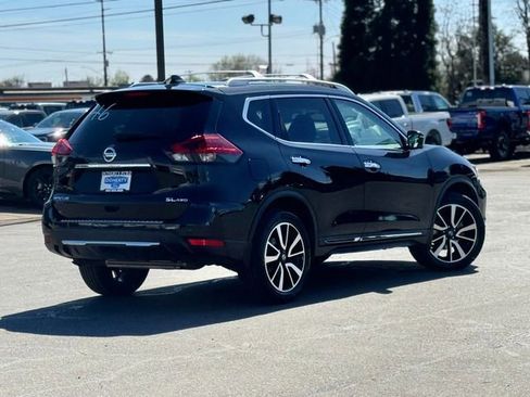 Used 2019 Nissan Rogue SL w/ Premium Package AWD/4WD image 9