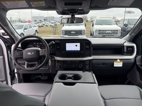 New 2026 Ford F250 XL w/ XL Chrome Package image 12