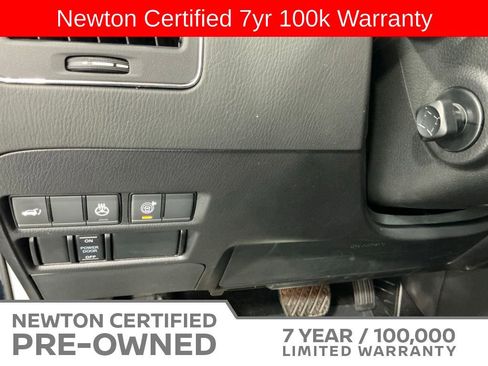 Used 2024 Nissan Armada SL w/ Captain's Chairs Package AWD/4WD image 40