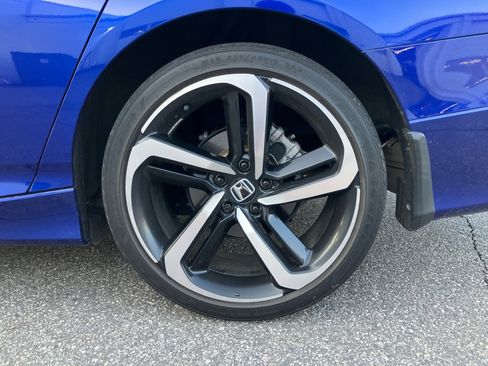 Certified 2022 Honda Accord Sport image 26