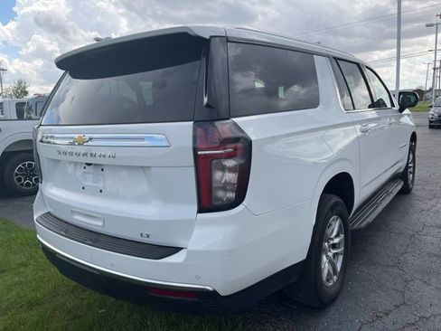 Used 2024 Chevrolet Suburban LT AWD/4WD image 2