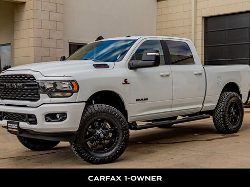 Used 2024 RAM 2500 Big Horn w/ Night Edition image 5