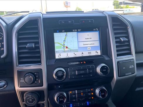 Used 2018 Ford F150 Lariat w/ Equipment Group 502A Luxury AWD/4WD image 31