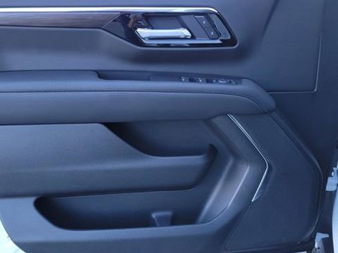 New 2026 Chevrolet Tahoe LS image 26