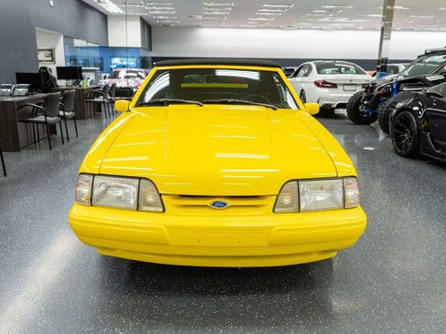 Used 1993 Ford Mustang LX image 2